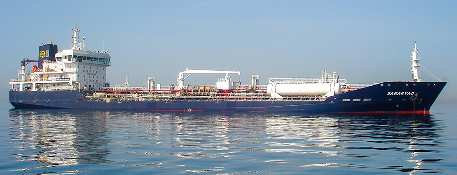 2000-Oil / Chemical Tanker Building